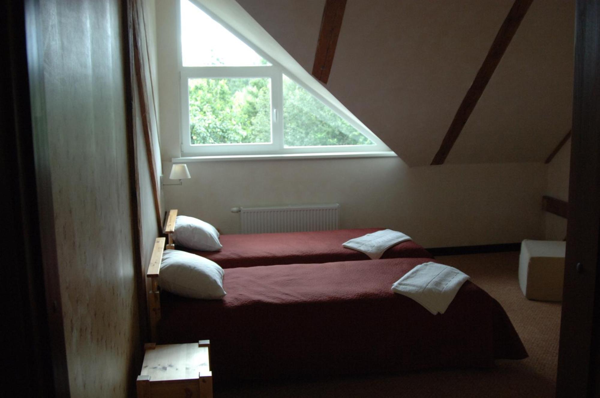 Hotel Viesu Nams Mezvidi Talsi Camera foto